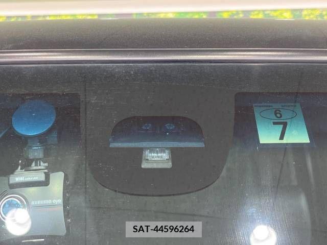 Honda N BOX CUSTOM 2017-07 278946-4