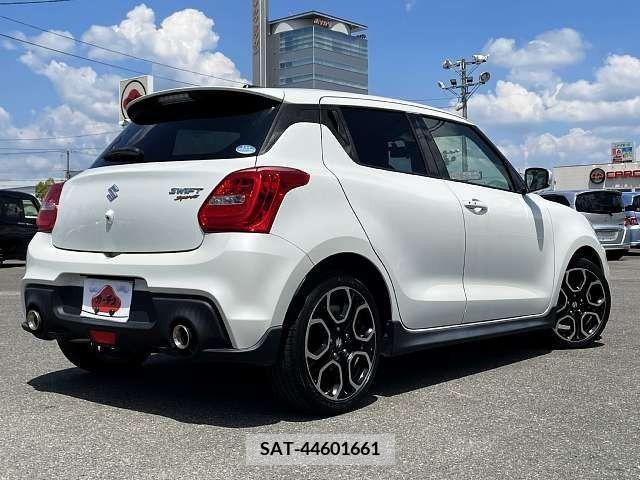 Suzuki SWIFT 2018-08 369041-2