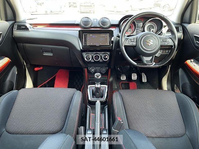 Suzuki SWIFT 2018-08 369041-1