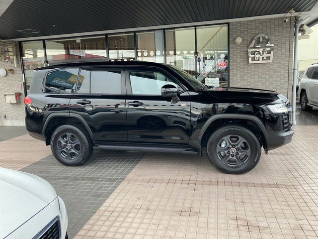 Toyota LAND CRUISER 2022-12 186113-3