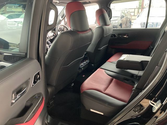 Toyota LAND CRUISER 2022-12 186113-26