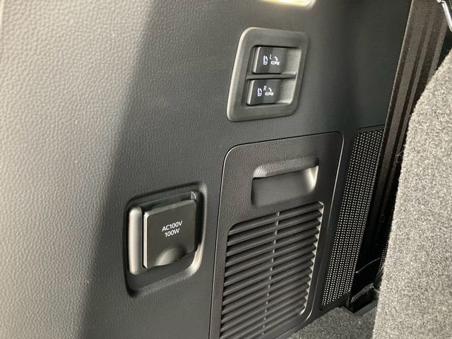 Toyota LAND CRUISER 2022-12 186113-24