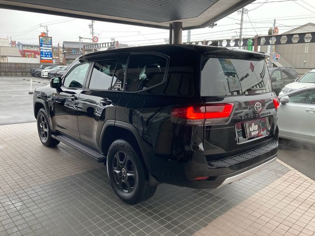 Toyota LAND CRUISER 2022-12 186113-6