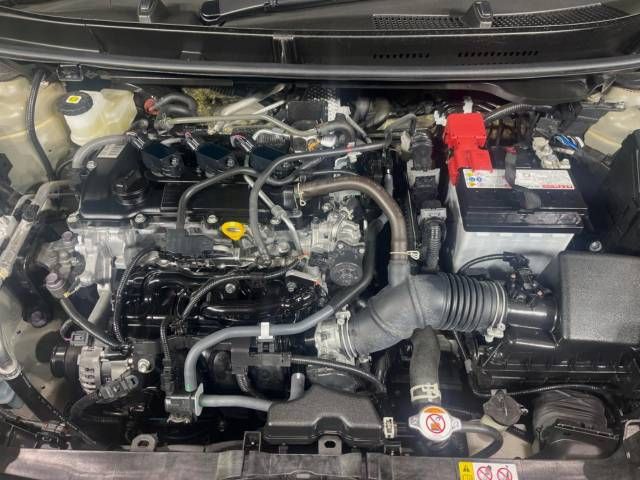 Toyota YARIS CROSS 2023-03 181589-18