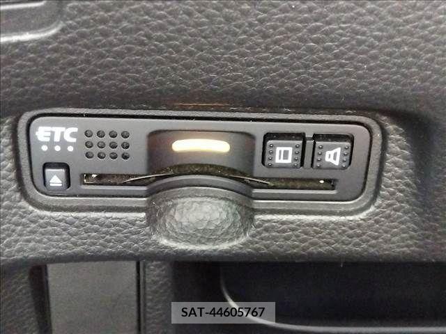 Honda N BOX CUSTOM 2018-01 279392-12