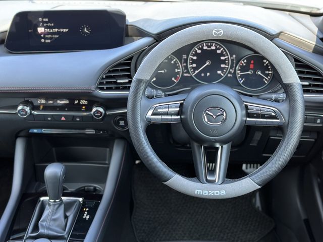 Mazda MAZDA3 2022-02 21001-2