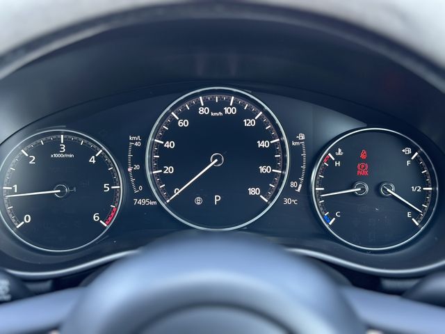 Mazda MAZDA3 2022-02 21001-11