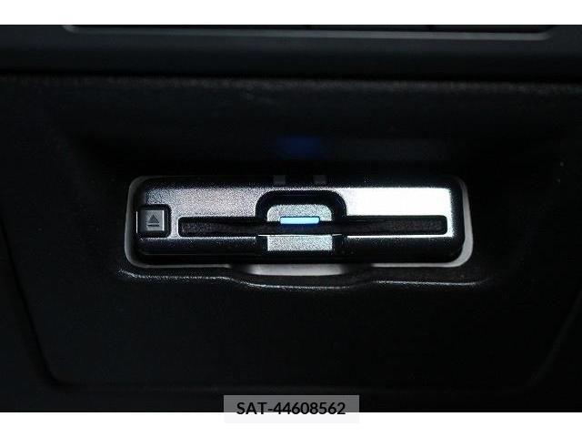 Mazda MAZDA3 2019-09 221226-6