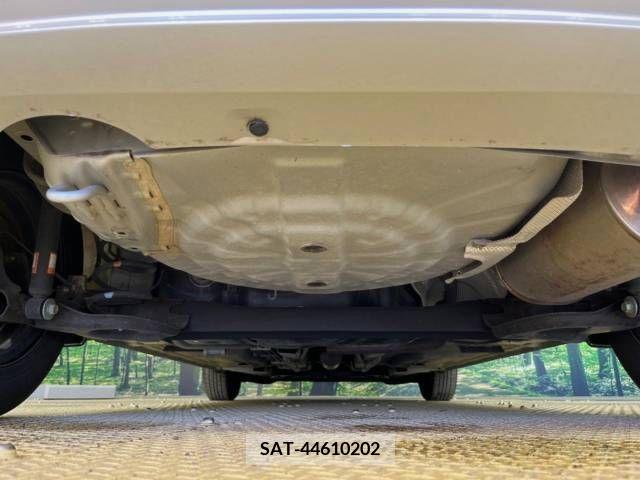 Nissan NOTE 2018-11 298107-18
