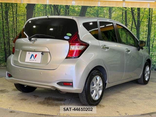 Nissan NOTE 2018-11 298107-17