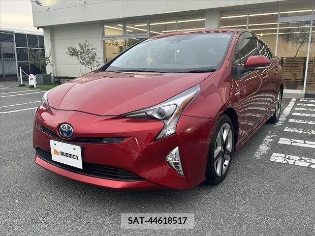 Toyota PRIUS 2016-07 282071-7