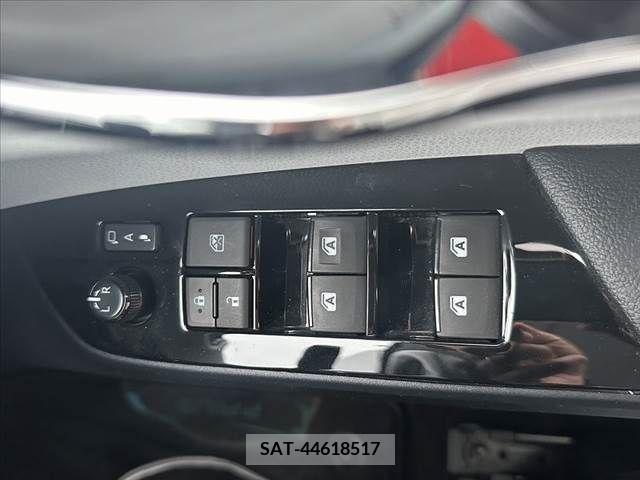 Toyota PRIUS 2016-07 282071-23