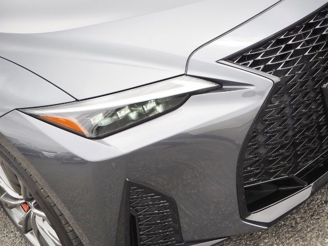 Lexus IS 2021-03 3375-10