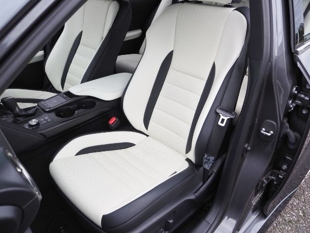 Lexus IS 2021-03 3375-13