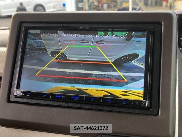 Honda N BOX 2022-01 252436-3