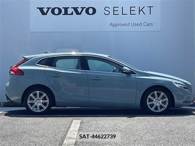 Volvo V40 2017-03 370208-4