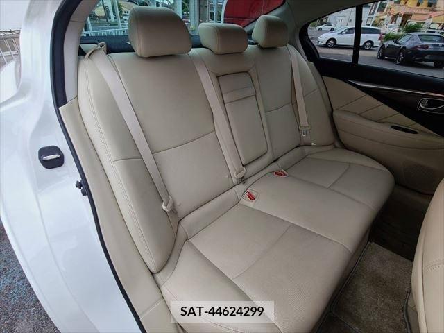 Nissan SKYLINE 2015-02 320687-20