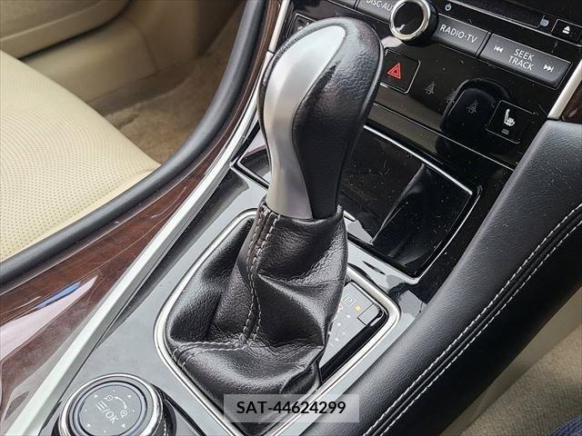 Nissan SKYLINE 2015-02 320687-26