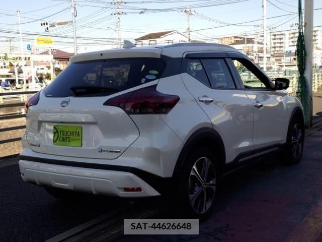 Nissan KICKS 2020-12 257169-1
