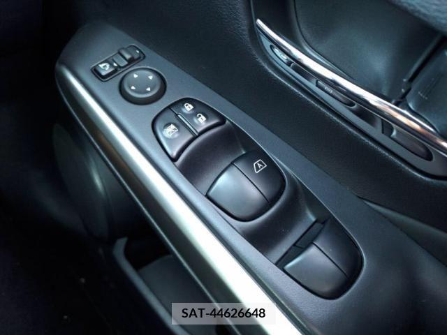 Nissan KICKS 2020-12 257169-12