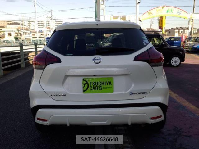 Nissan KICKS 2020-12 257169-11