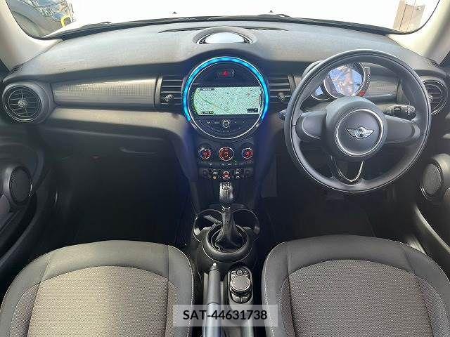 Bmw MINI 2017-04 319779-2