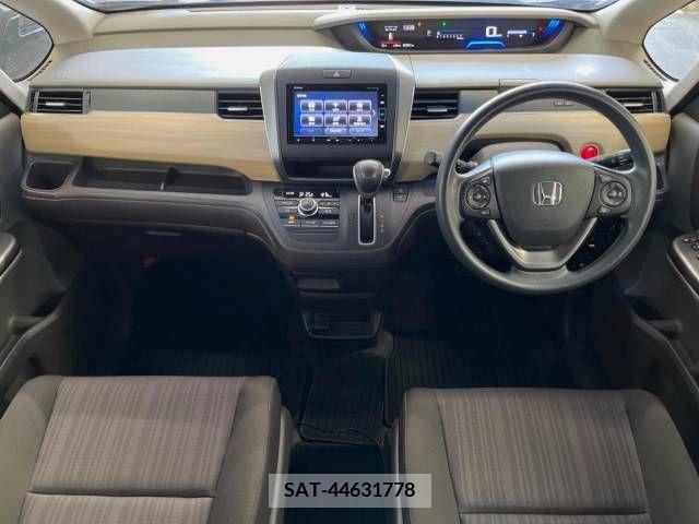 Honda FREED 2018-05 360589-1