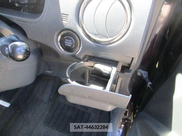 Nissan ROOX 2012-03 297936-11