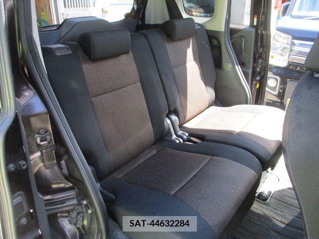 Nissan ROOX 2012-03 297936-24