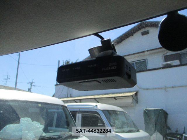 Nissan ROOX 2012-03 297936-9