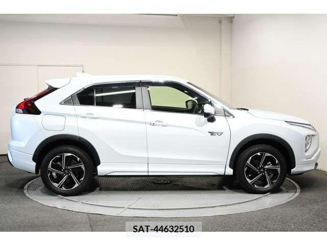 Mitsubishi ECLIPSE CROSS 2021-03 350056-1