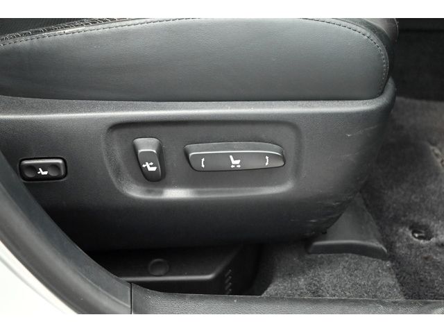 Lexus HS 2010-10 4076-16