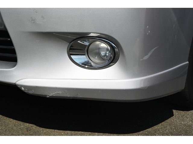 Lexus HS 2010-10 4076-8