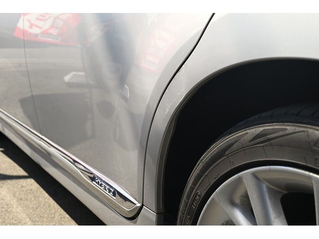 Lexus HS 2010-10 4076-9