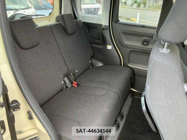 Suzuki SPACIA 2022-02 394169-5
