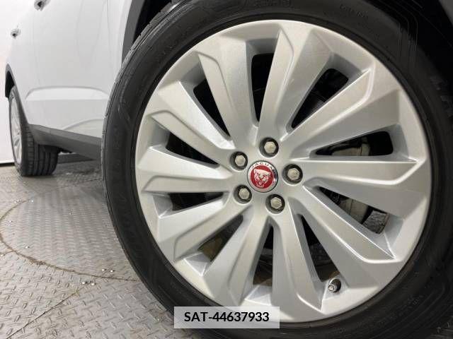 Jaguar E-PACE 2018-05 361884-8