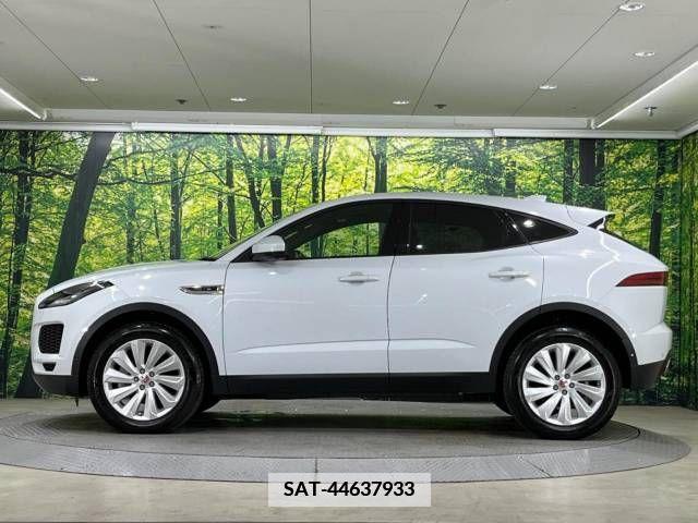 Jaguar E-PACE 2018-05 361884-14