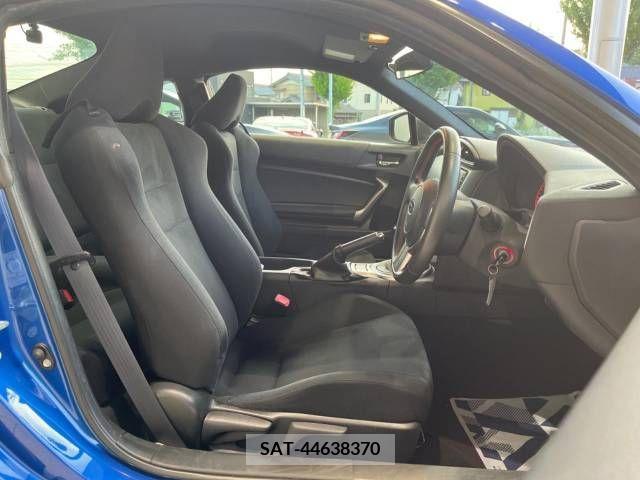Subaru BRZ 2014-12 263269-7