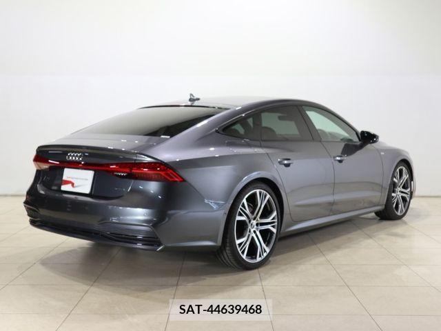 Audi A7 2021-06 373904-6
