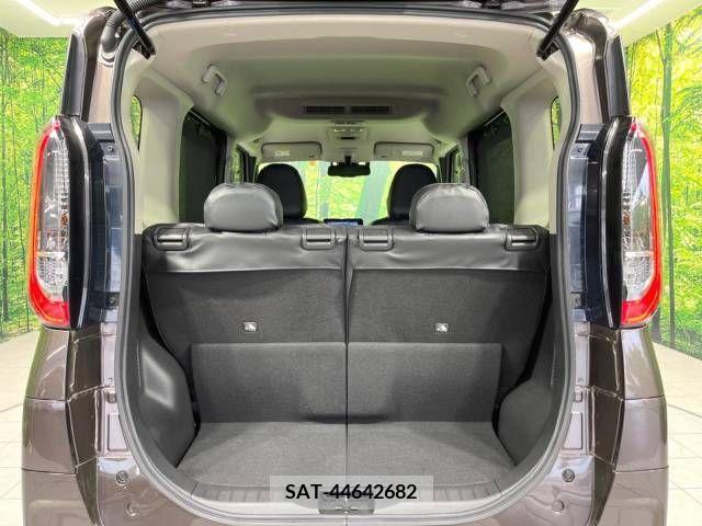 Nissan ROOX 2021-09 297959-11