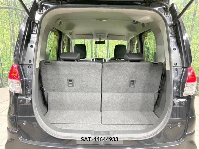Mitsubishi DELICA D2 2015-01 381490-10