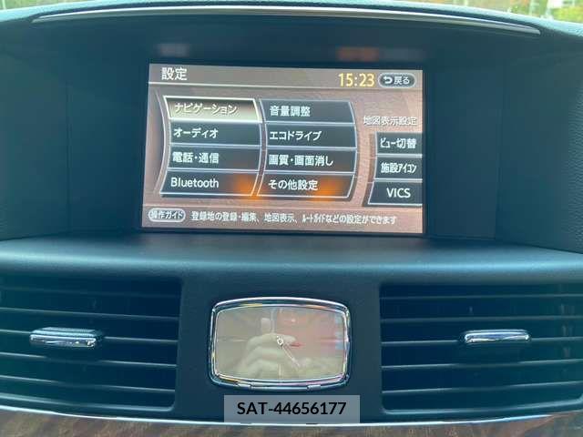 Nissan FUGA 2015-10 270701-18