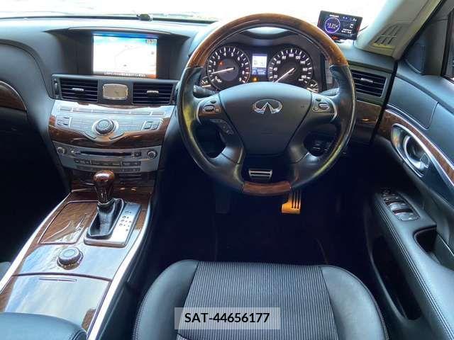 Nissan FUGA 2015-10 270701-14
