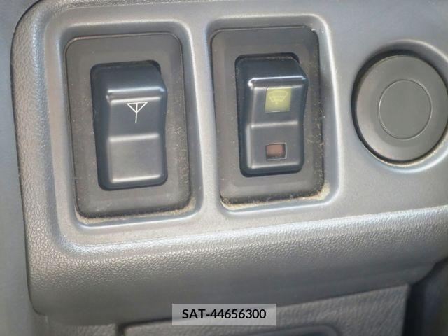 Mitsubishi PAJERO 1997-01 220370-17