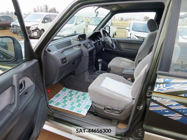 Mitsubishi PAJERO 1997-01 220370-5