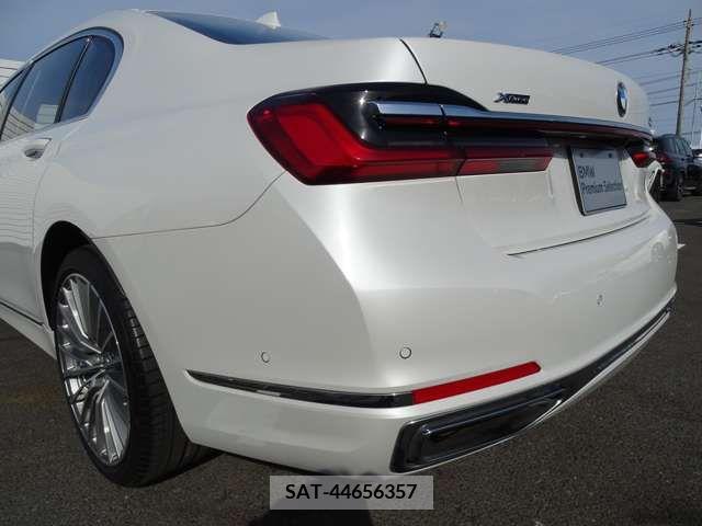 Bmw 7 SERIES 2021-03 294040-8