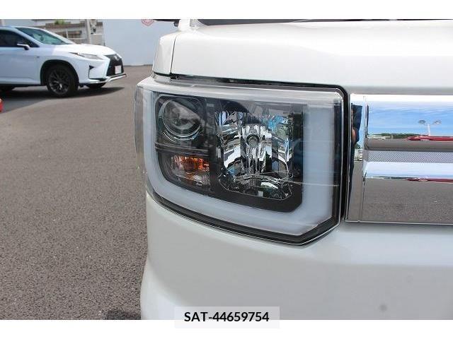 Toyota Pixis Mega 2019-03 298198-9