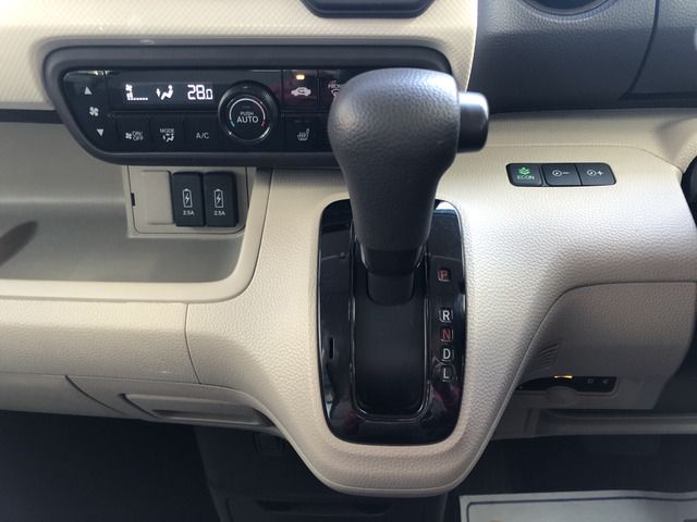 Honda N BOX 2019-11 187412-9