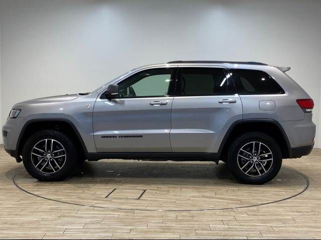 Jeep GRAND CHEROKEE 2017-07 11369-16
