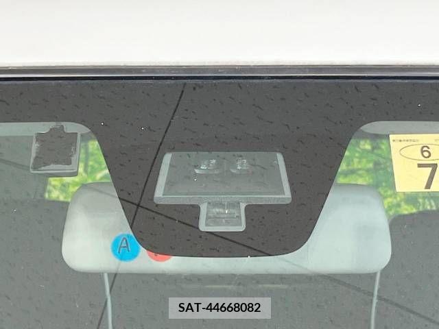 Suzuki HUSTLER 2015-08 338561-2